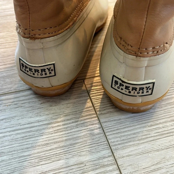 Sperry Top Sider Saltwater Ankle Lace up Duck Boots with Pink Lining and Beige 6 - Picture 5 of 12